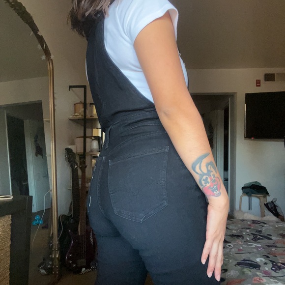 Black Levi’s Skinny Denim Overalls Size W29” - Picture 3 of 7